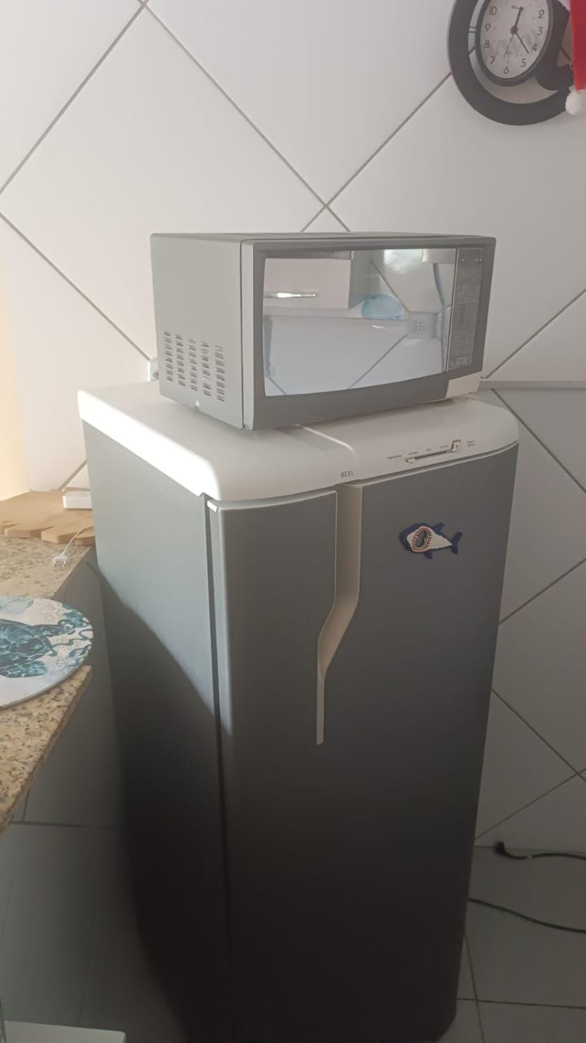 kitnet mobiliada aconchegante 30 metros do mar de Arraial do Cabo-RJ House in State of Rio de Janeiro