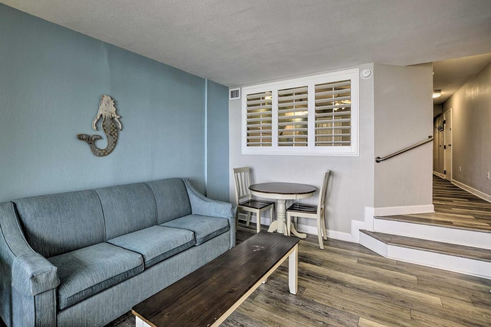 Oceanfront Condo w/ Views in North Myrtle Beach! House in North Myrtle Beach