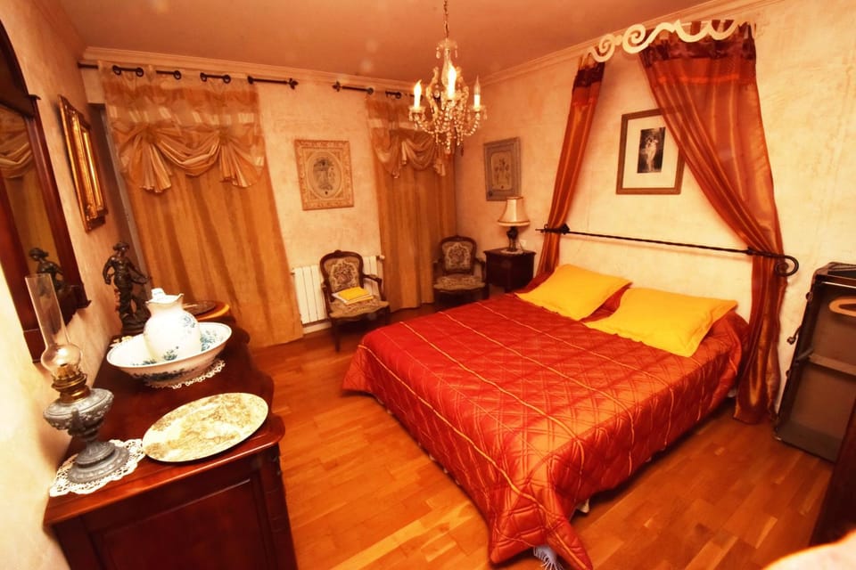 Autrefois La Modiste Bed and Breakfast in Occitanie