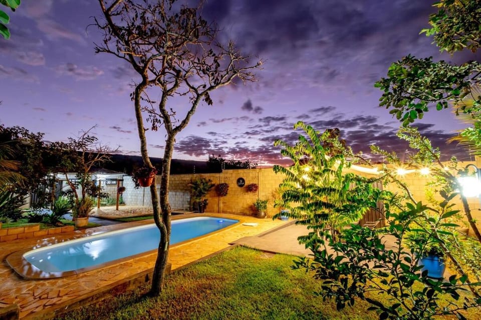 Espaço 27 - vista para a Serra de Caldas House in State of Goiás