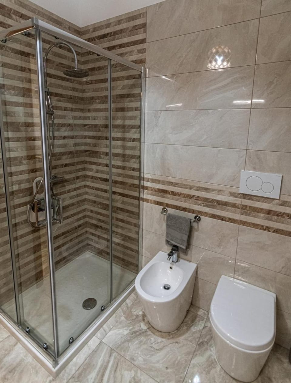 Shower, Toilet, Bathroom, bidet