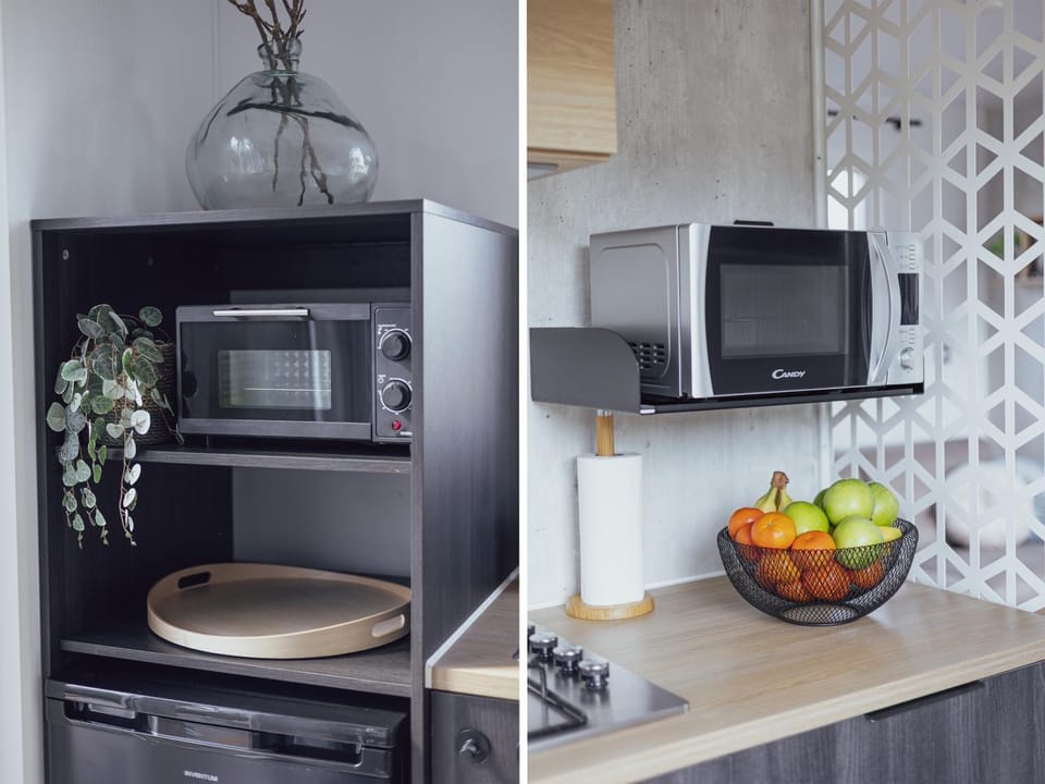 microwave, oven, kitchen