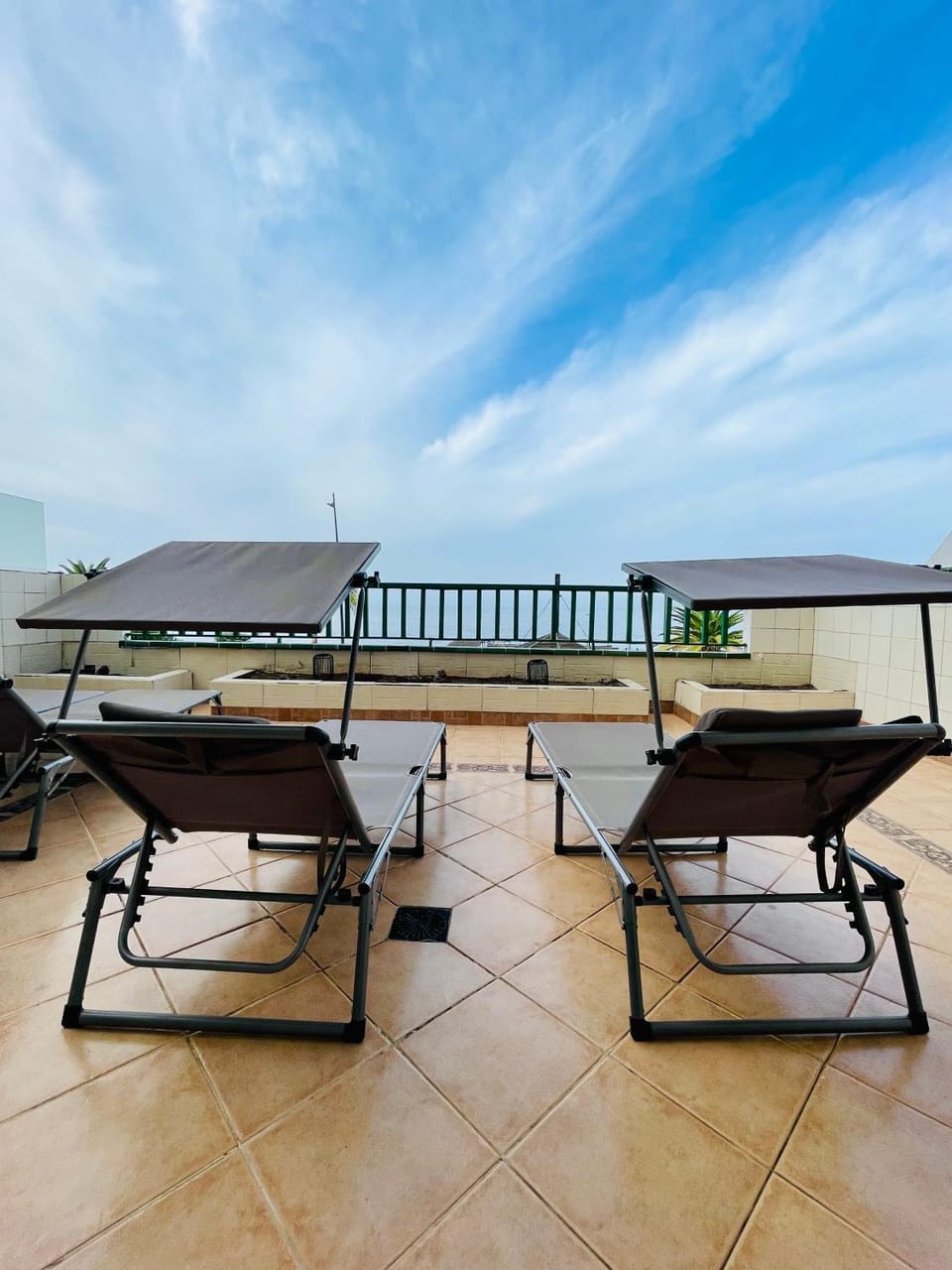Natural landscape, View (from property/room), Balcony/Terrace, Seating area, Sea view, sunbed