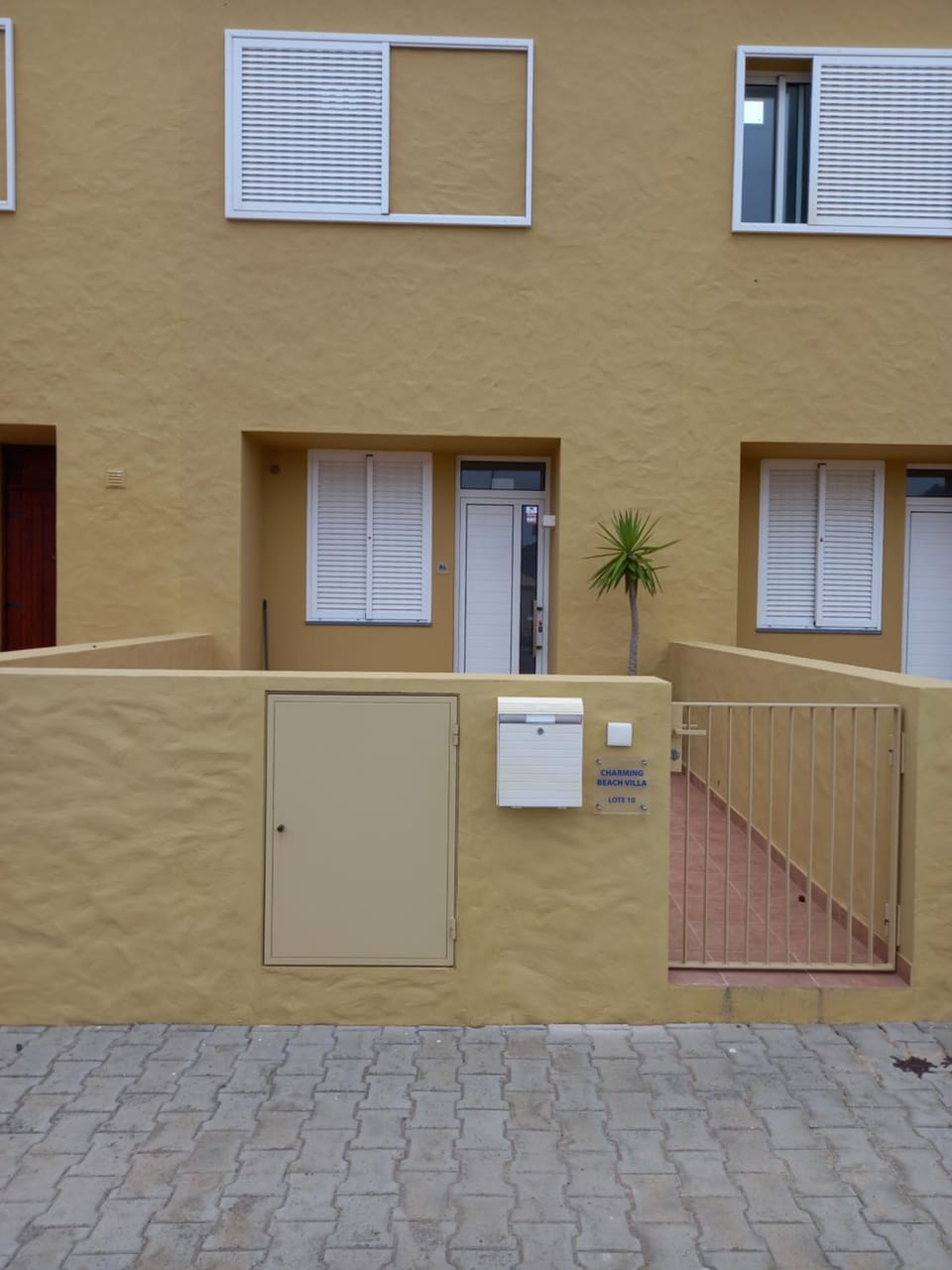Charming Beach Villa Porto Santo Apartment in Madeira District