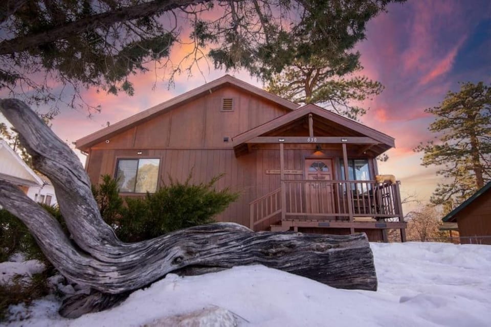 Property building, Day, Natural landscape, Winter