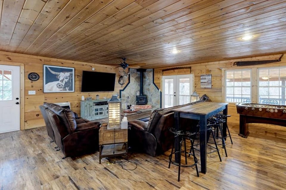 Lucky Clover Cabin Cabin in Union County