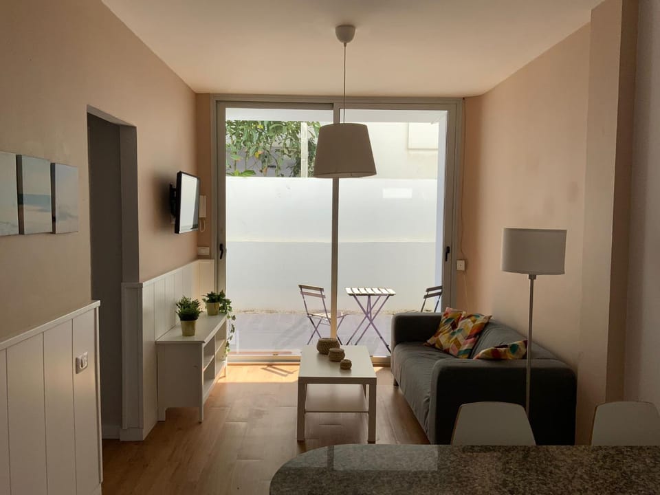 Balcony/Terrace, Living room, Seating area, Inner courtyard view