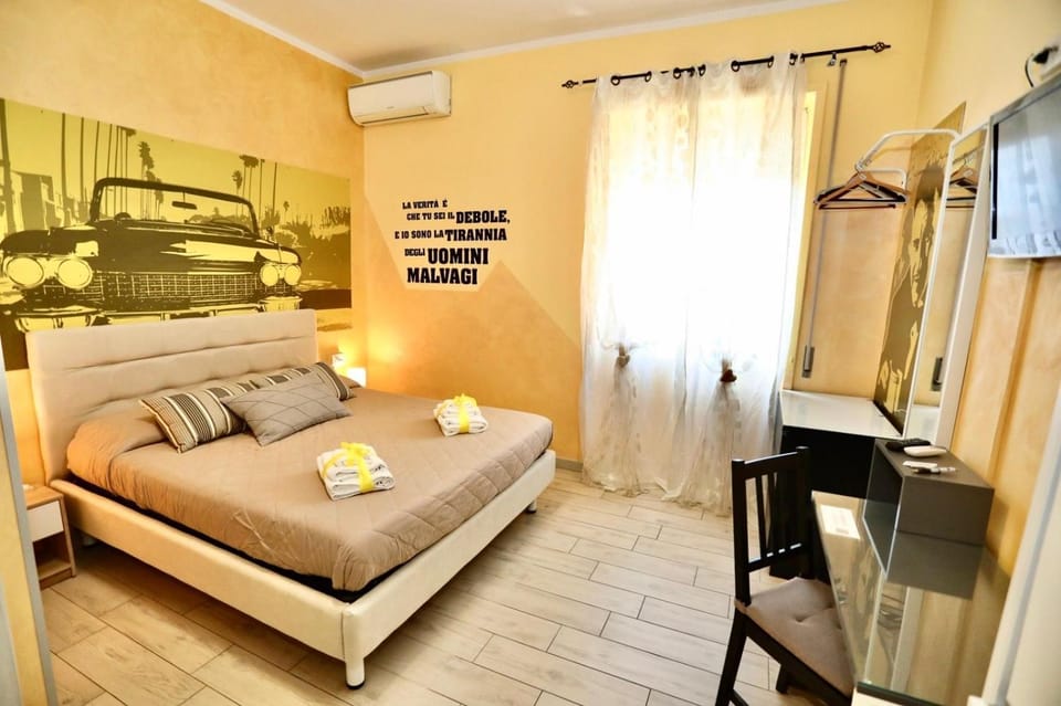 Movie Home Guesthouse Bed and Breakfast in Rome