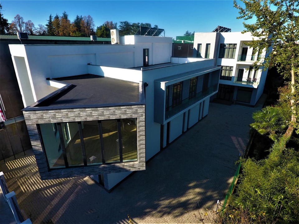 Property building, Day
