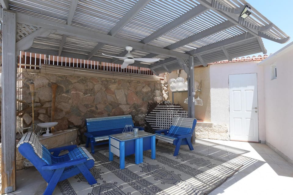 Seating area, Seating area, Dining area