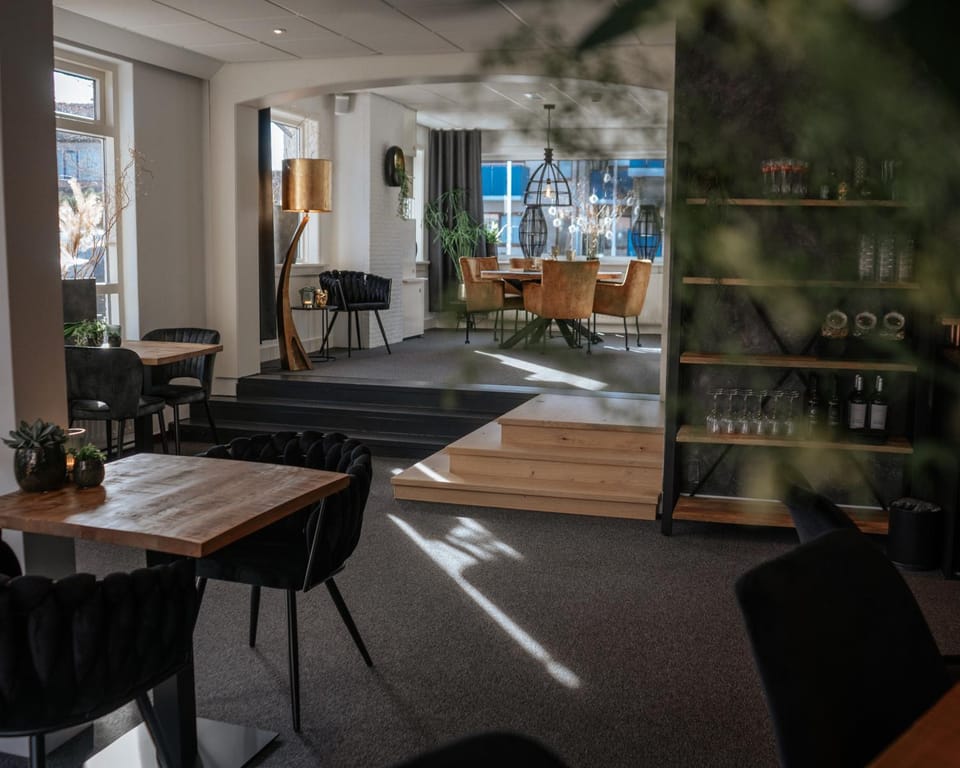 Lounge or bar