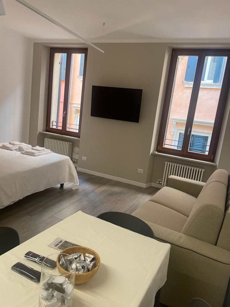 Seating area, Bedroom