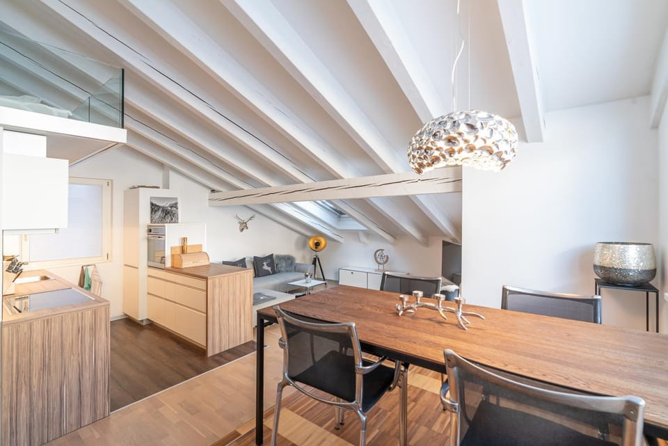Kitchen or kitchenette, Living room, Dining area