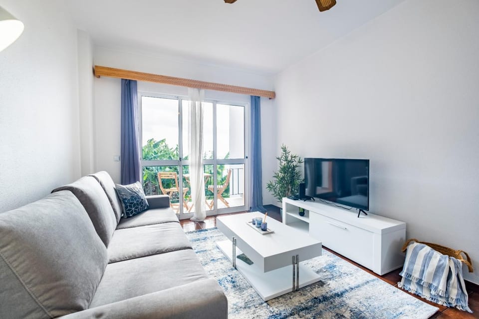 Communal lounge/ TV room, Living room, Seating area