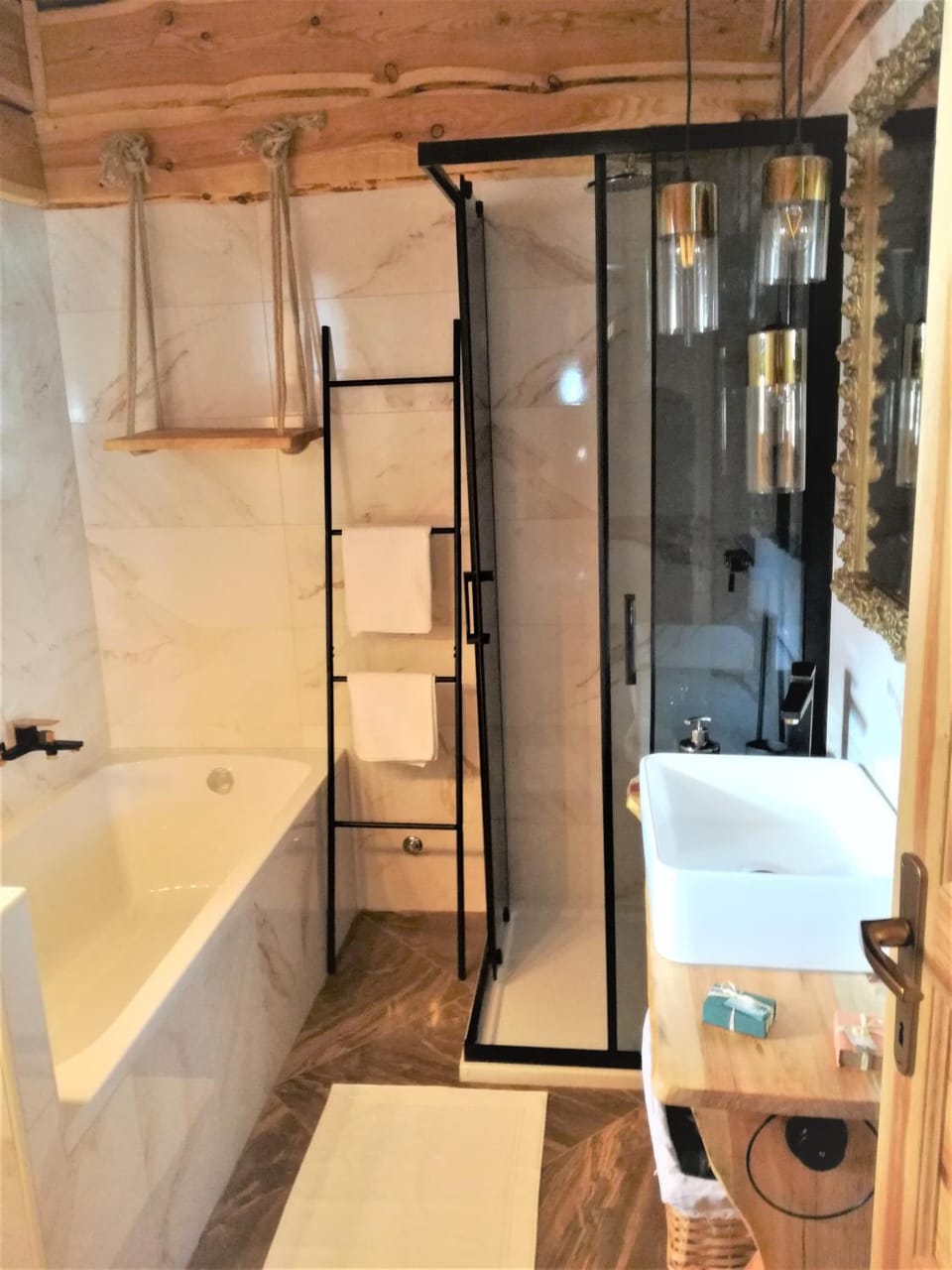 Bathroom, Bath
