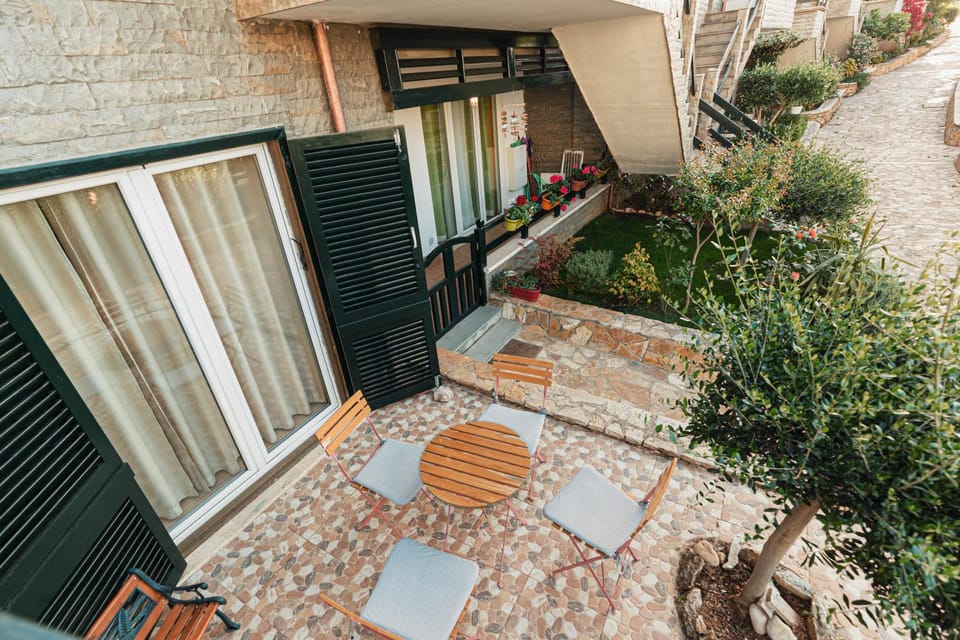 Villa Amos at Aquamarine Residence Villa in Vlorë