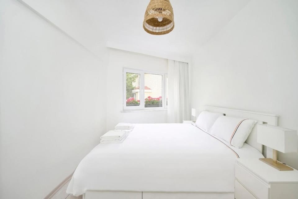 Bright Modern new 1bed1bath Hidden Gem Bebek! #78 Apartment in Istanbul