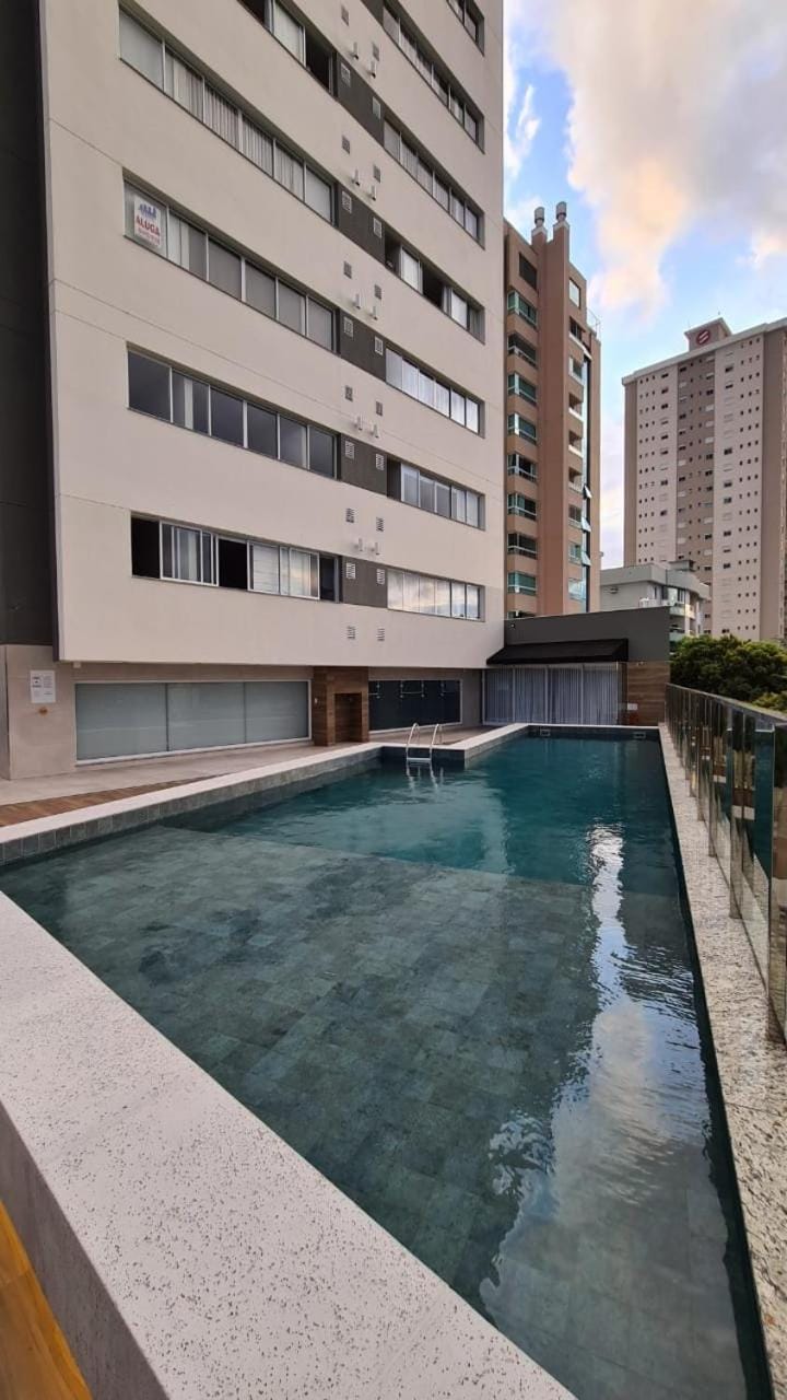Conforto e sofisticação à 500m da Vila Germânica Apartment in Blumenau
