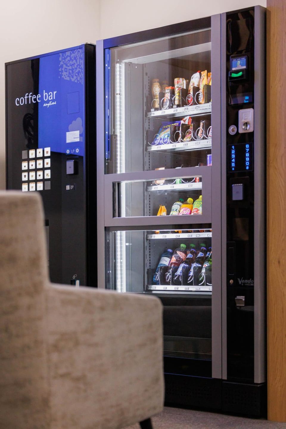 Dining area, Drinks, vending machine
