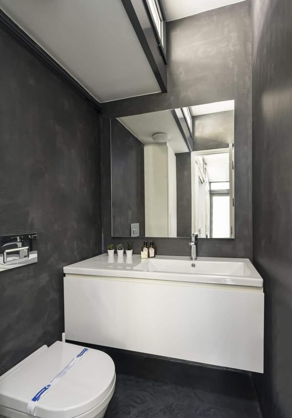 Brand New Central Modern Loft Smart Design! #144 Apartment in Istanbul
