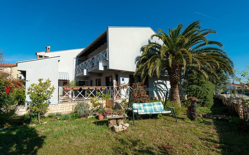 Property building, Garden