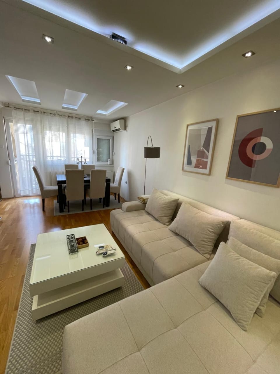 Living room, Dining area