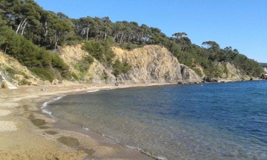 Grand T3 85 m2 situé à 15 min à pied des plages Apartment in French Riviera