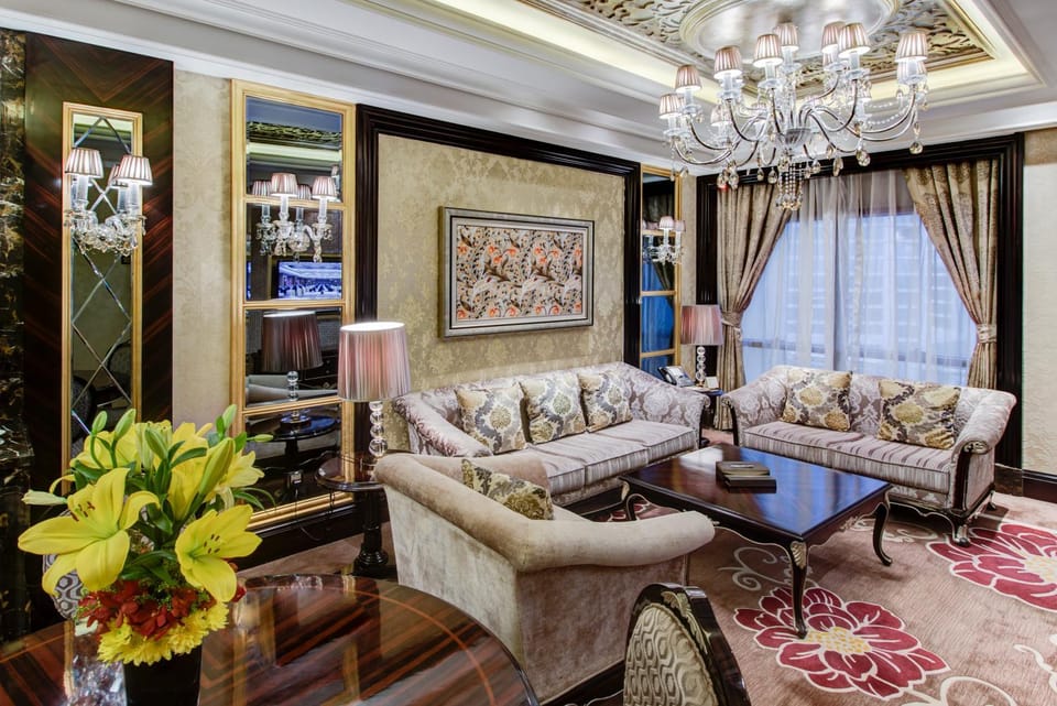 Living room, Seating area