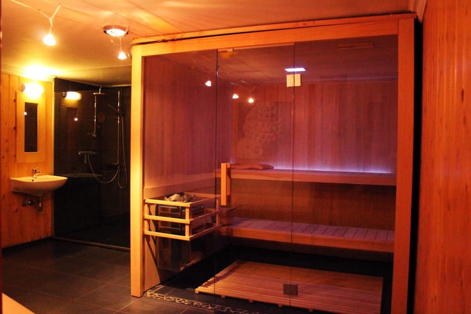 Gites en ardennes & wellness - Ovifat - Orchidees House in Belgium