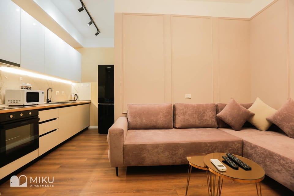 Living room, Seating area, pet friendly
