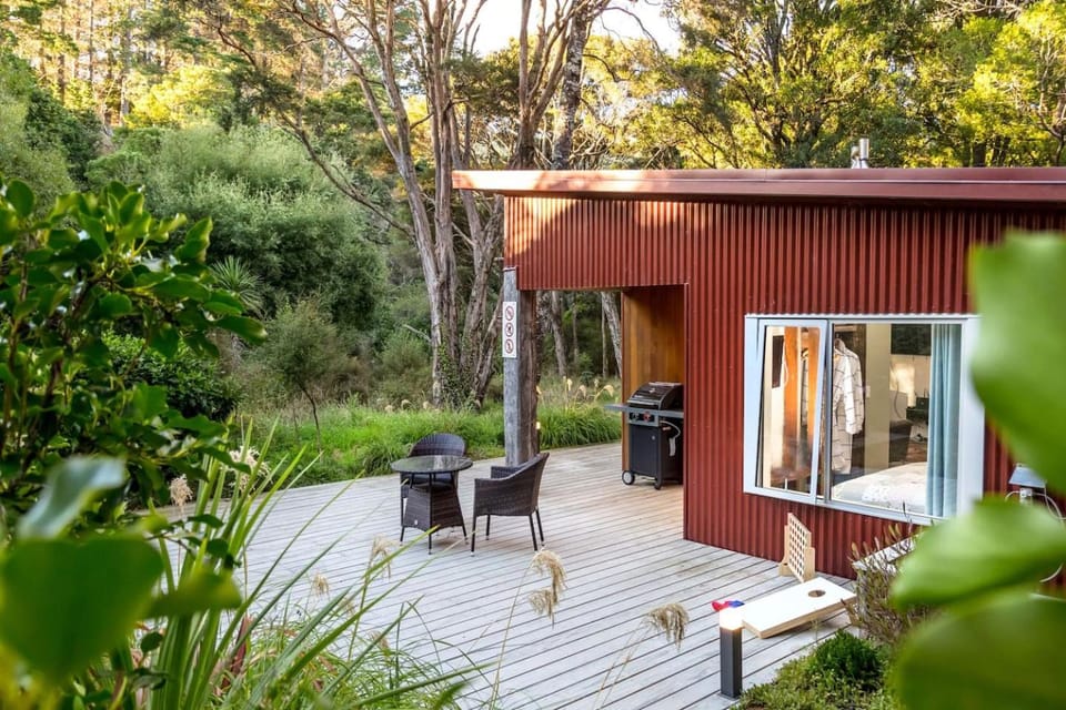 The Glade, Martinborough House in Wellington Region