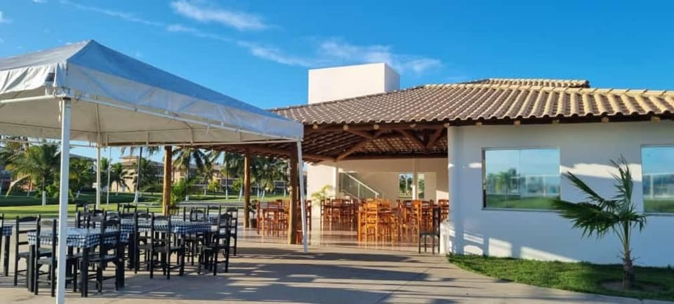 Restaurant/places to eat, Restaurant/places to eat