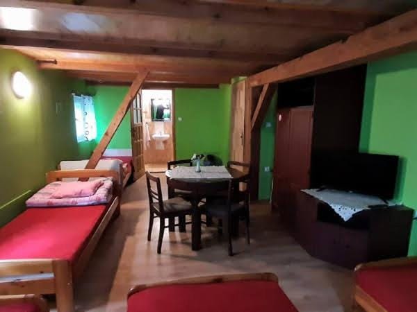 Orzechowy Dworek Apartment in Pomeranian Voivodeship