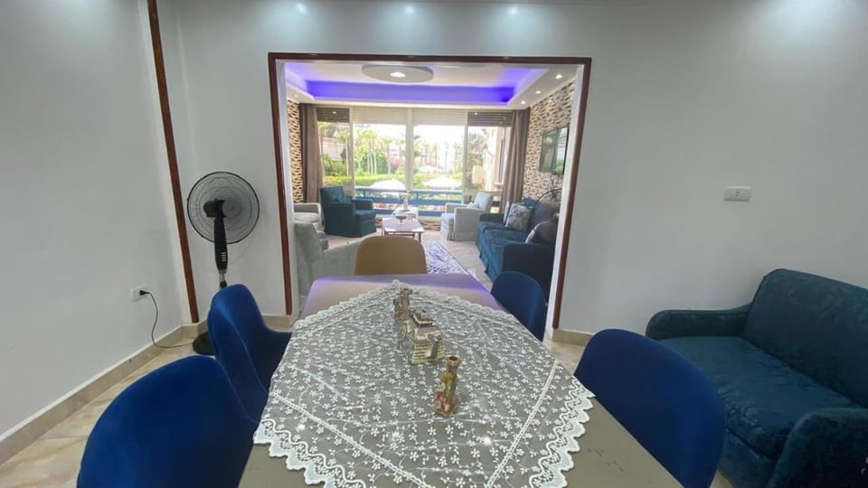 Salah Eldin 2 bed rooms Super Lux Chalet apartment , Garden&sea view, first floor , Family only سوبر لوكس شاليه دور اول المعموره الشاطىء اسكندريه Mamoura Alexandria مع كارنيهات الدخول طول السنه و الشاطىء الخاص من اول مايو لنهايه اكتوبر للعائلات Apartment in Alexandria
