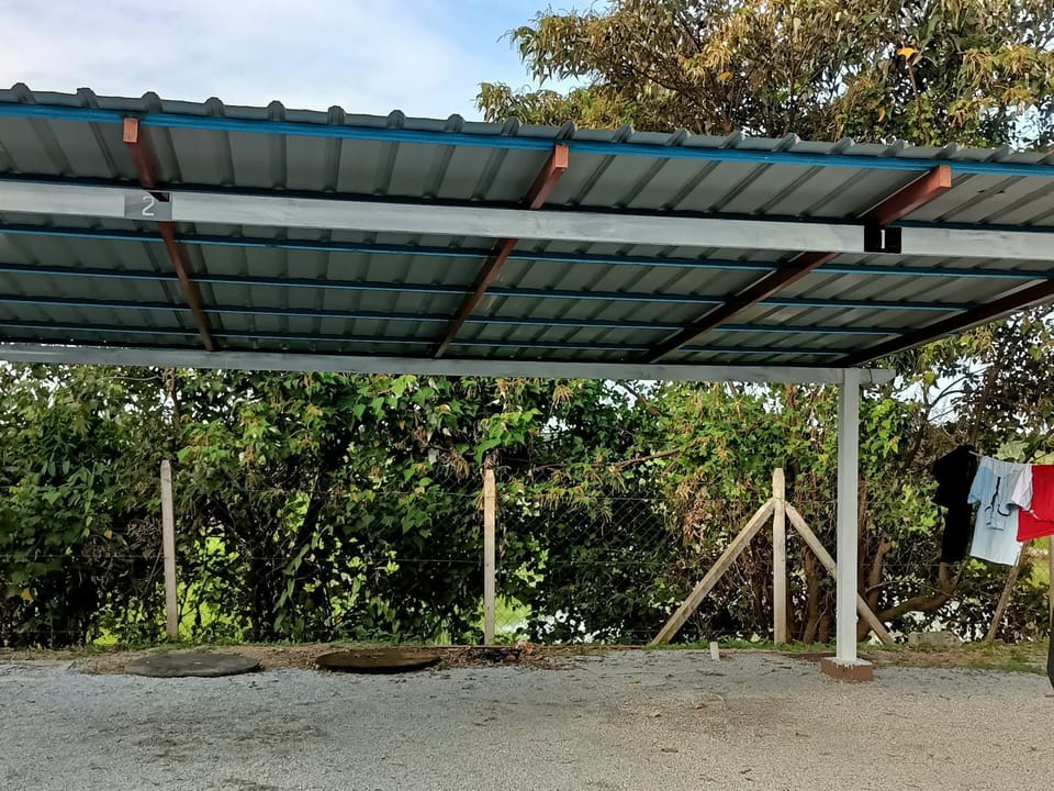 Ummi's Homestay Kuala Besut House in Besut