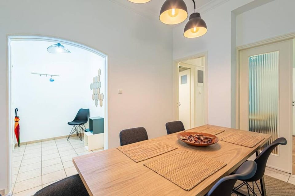 Acropolis Stylish 2BR Apartment - Center of Athens Apartment in Athens