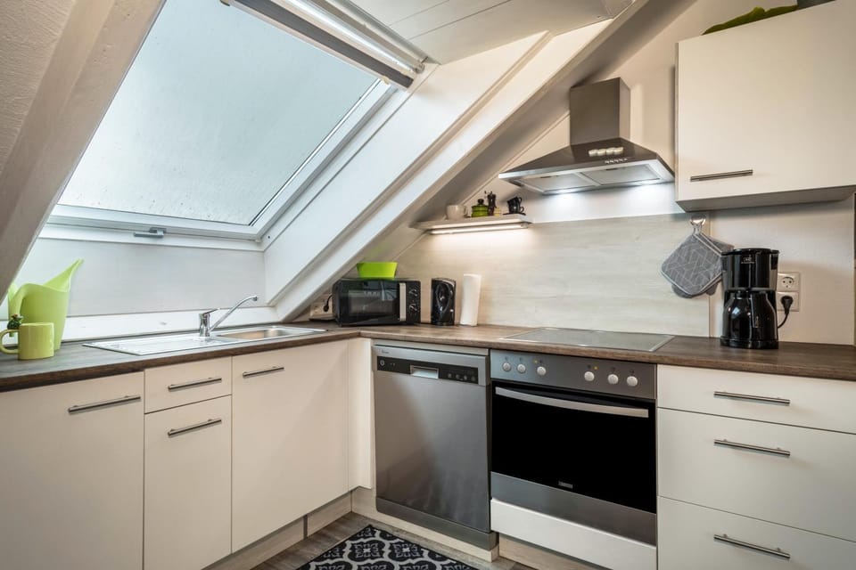 Property building, Kitchen or kitchenette, Living room