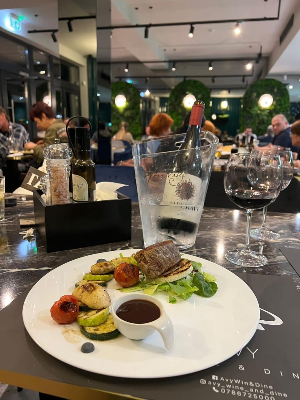 Restaurant/places to eat