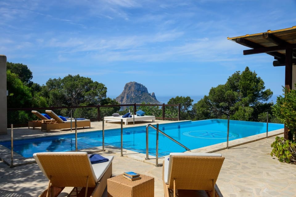 Sea view, Swimming pool