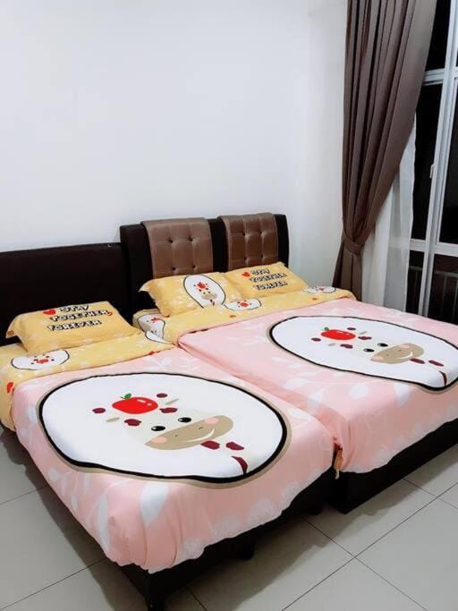 W3WarmStay@GoldenHills/3RPenthouse/WiFi/PasarMalam/2carpark House in Brinchang