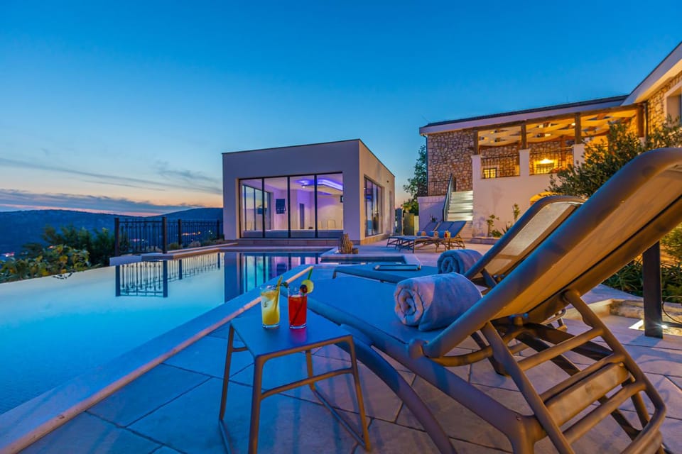 Property building, Patio, View (from property/room), Balcony/Terrace, Pool view, sunbed
