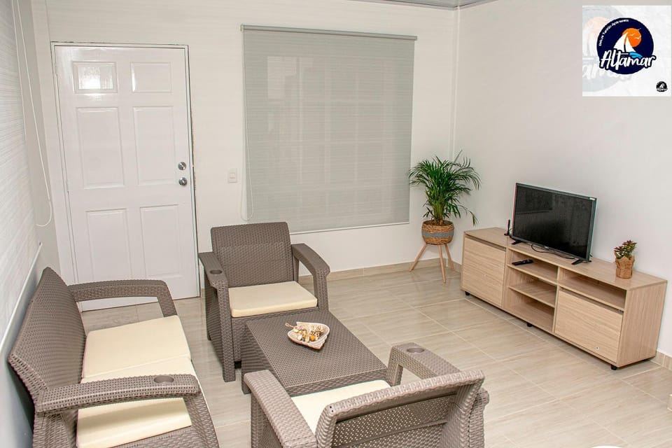 APARTAMENTOS TURISTICOS ALTAMAR Apartment in La Loma