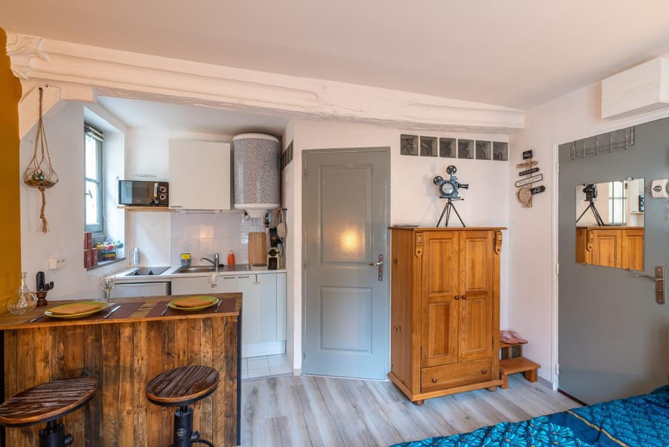 Kitchen or kitchenette, Other