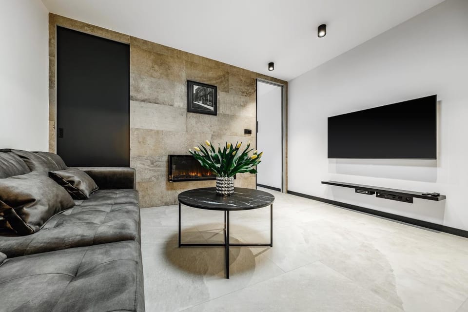 PLATiNIUM HOUSE & SPA BASEN-SAUNA CENTRUM Apartment in Masovian Voivodeship