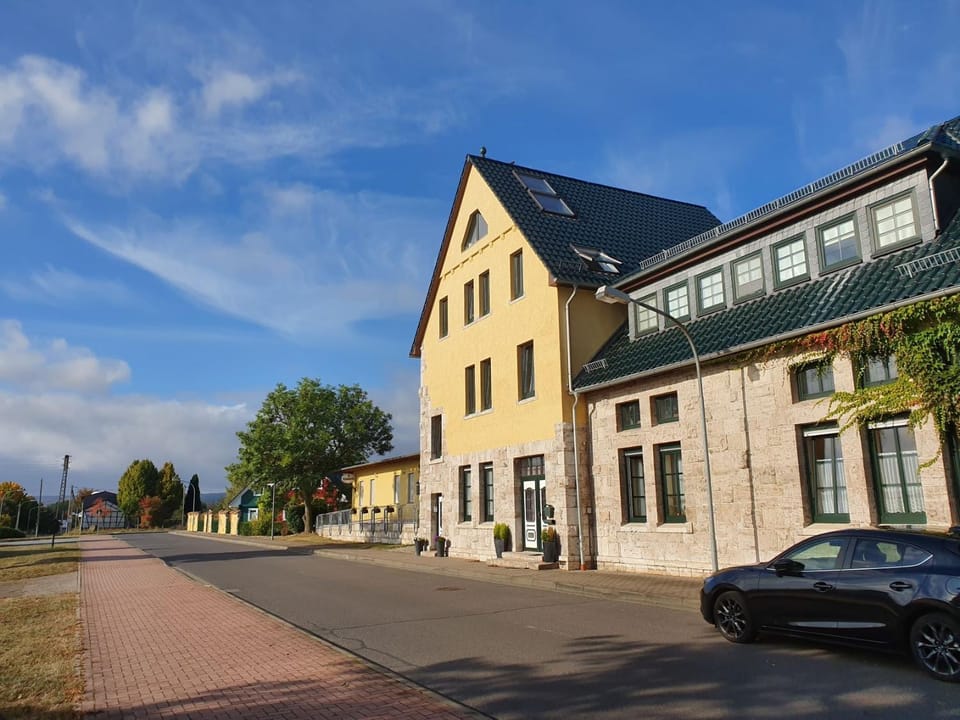 Property building, Street view