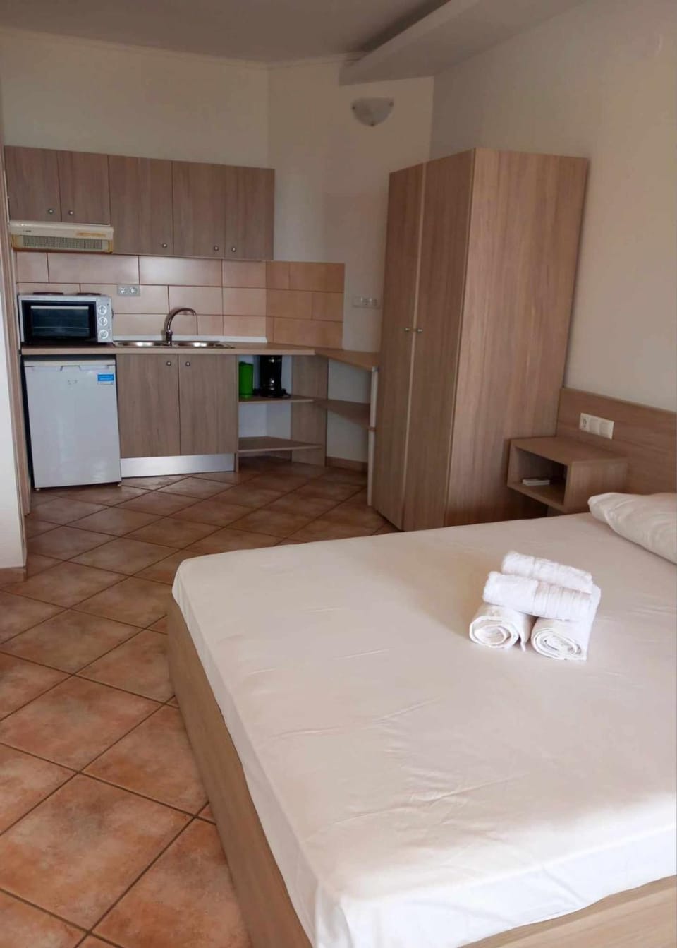 Antoni's Rooms Apartment in Limenaria