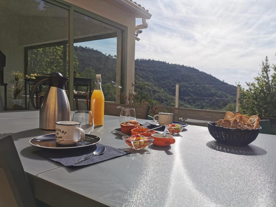 Balcony/Terrace, Mountain view, Breakfast