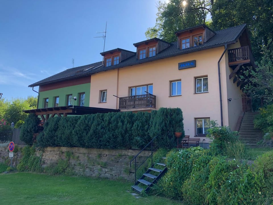 Property building, Summer