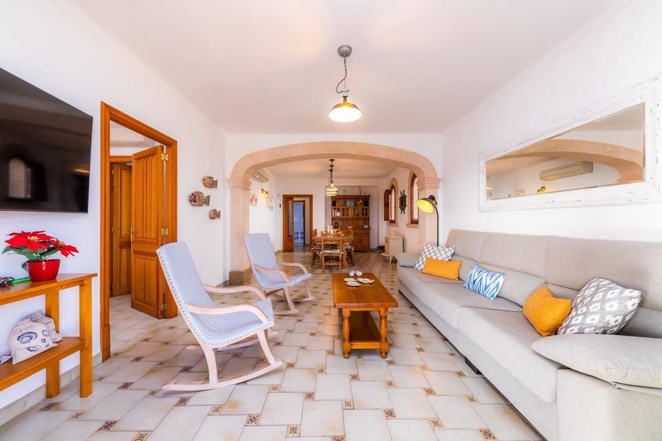 Property building, Living room