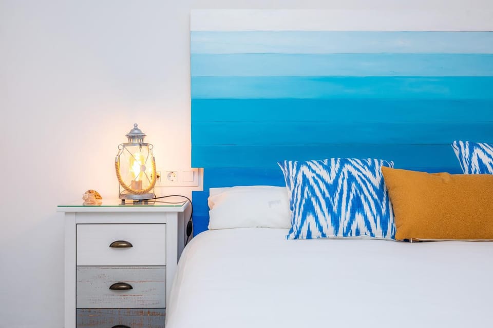 Living room, Bedroom